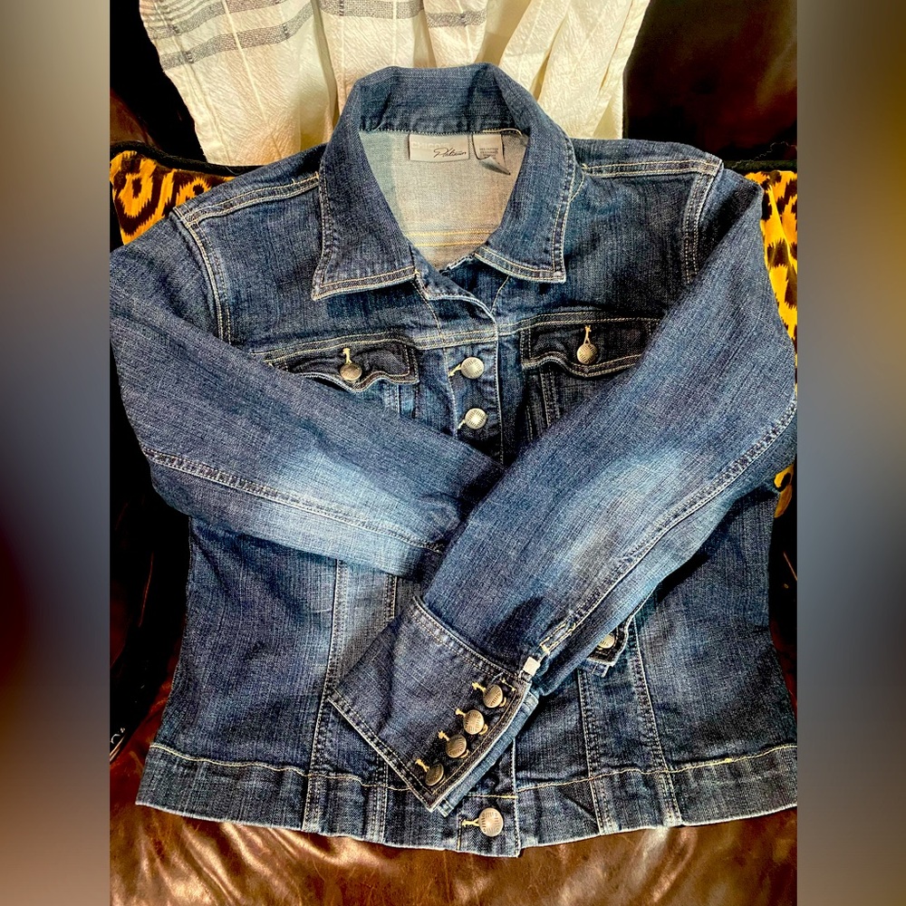 CHICOS Denim Jean Jacket Womens Large(2) EUC